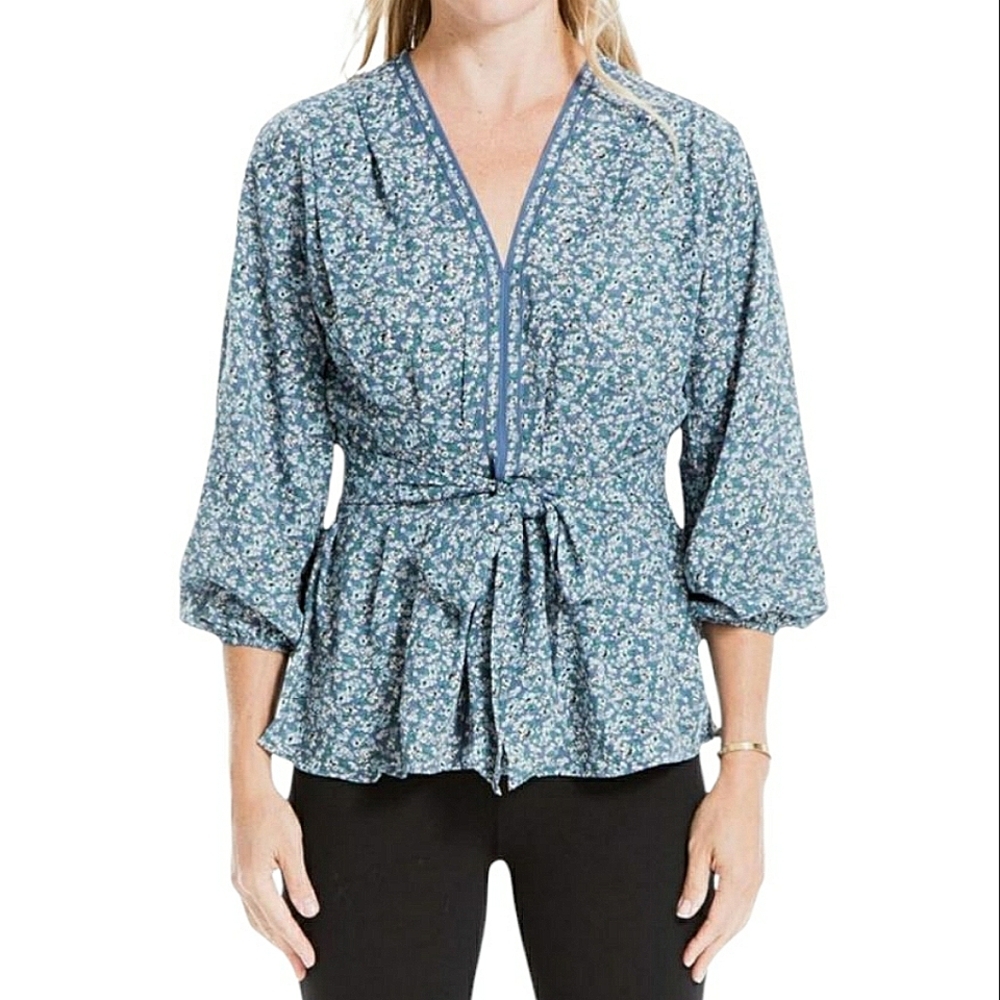 NWT Max Studio Crepe 3/4 Sleeve Tie Front Floral Blue White V-Neck Blouse Size S